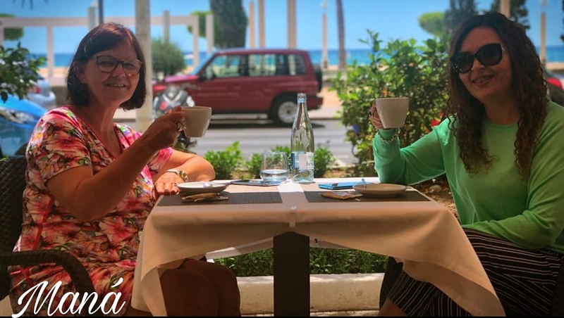 Mana Lounge Beach 17