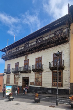 Taxi en Santa Cruz De Tenerife Tourentaxi 10