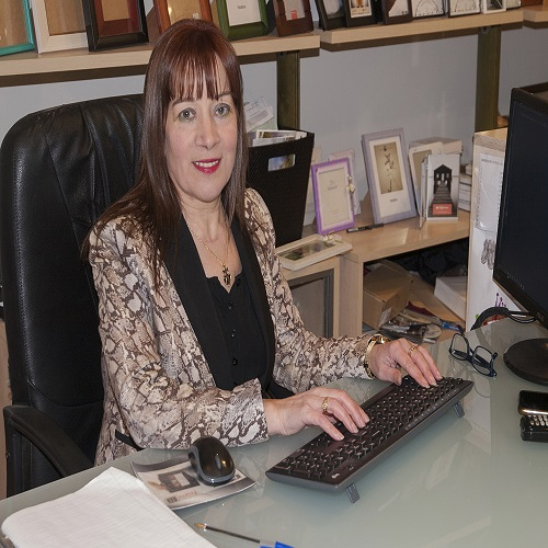 Beauty Manager Cristian Lay Evan 7