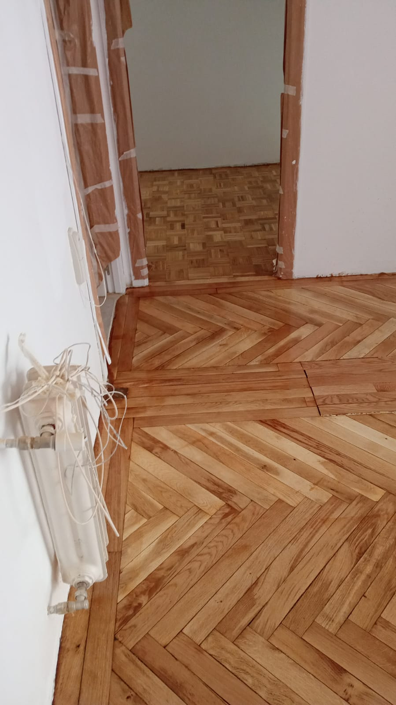 Parquet Rodr&iacute;guez 9