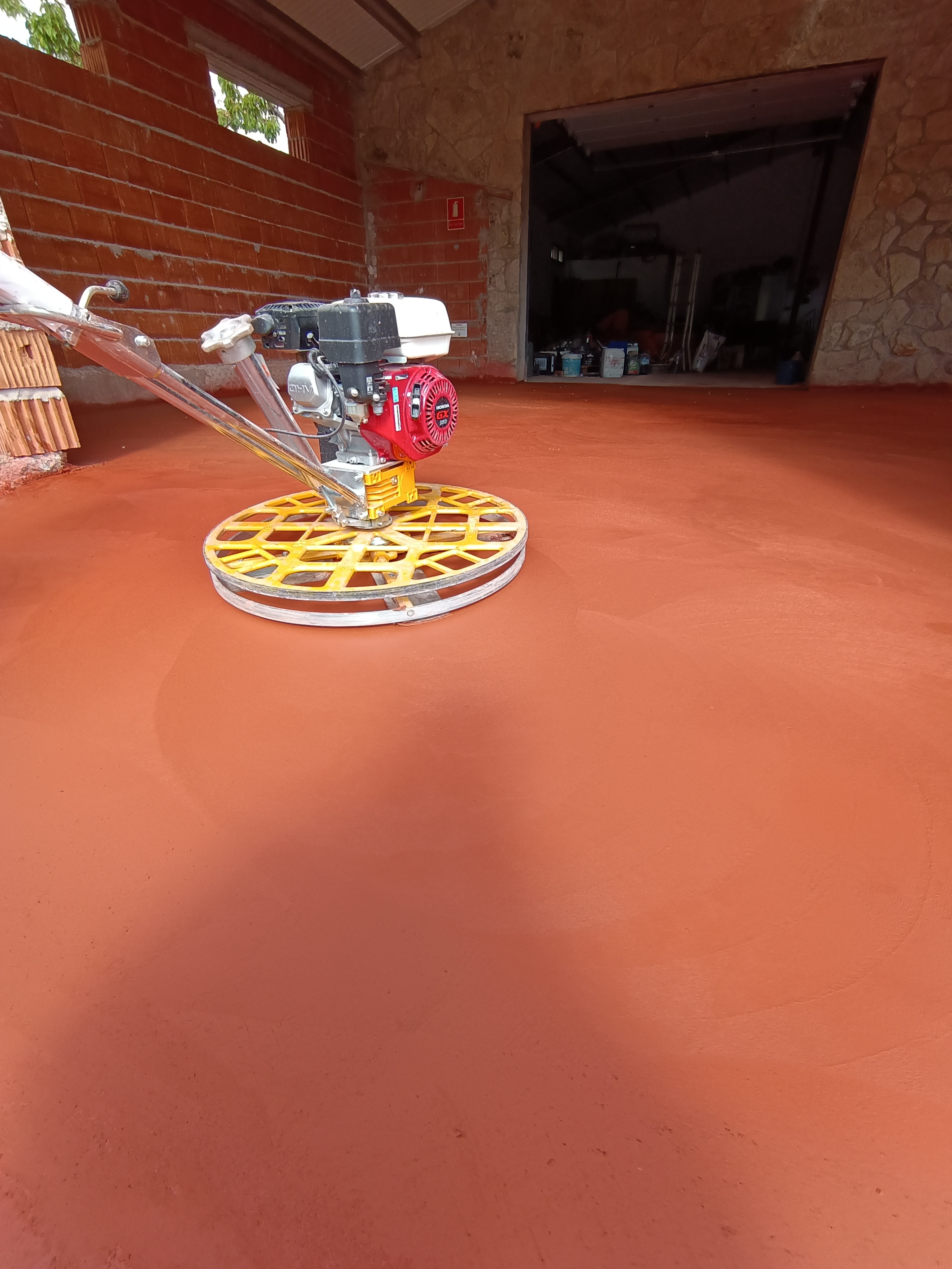 Solera De Hormigón Impreso Y Pulido