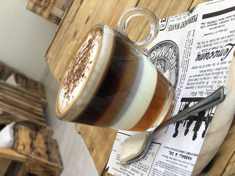 LA TOSCANA ~ Coffe And Kitchen 3