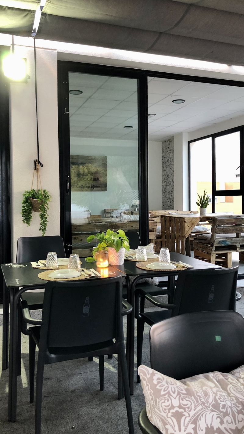 LA TOSCANA ~ Coffe And Kitchen 5