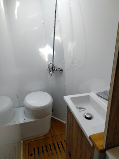 Arcavans TALLERES DE EQUIPAMIENTO INTERIOR DE FURGONETAS Y CARAVANAS