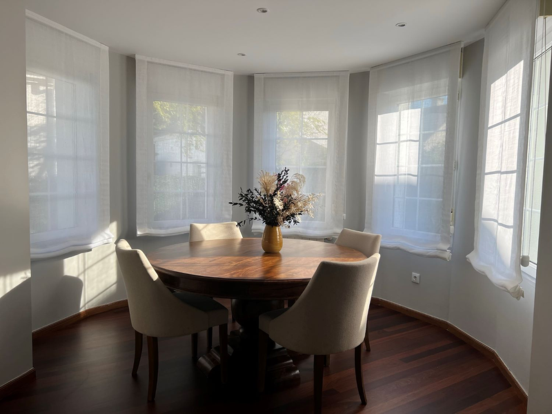 Cortinajes Y Estores Marla&acute;s Santander 10