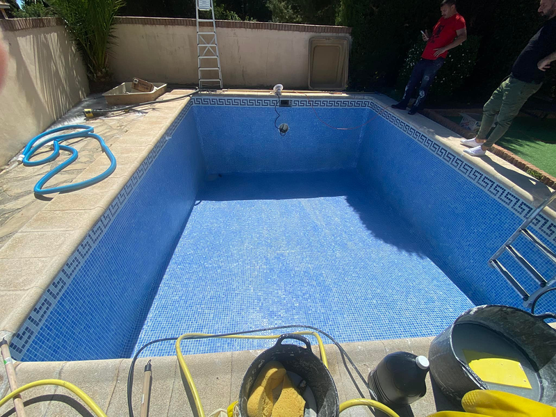 H & R. Hormigon Y Reformas 10