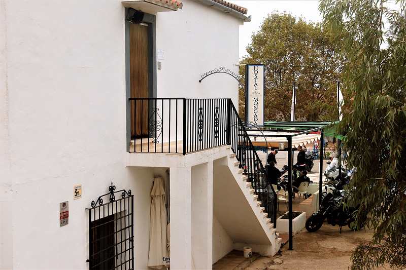 Hostal Moncada 4