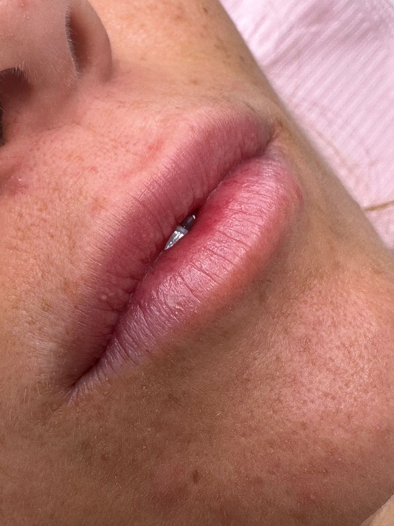 Carlota Leon - Studio Nails Beauty & Micropigmentación 3