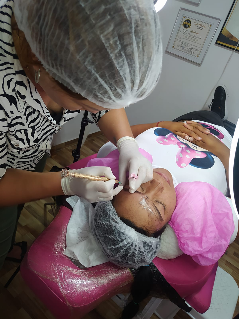 Andrea Chavez Servicios Especializados De Estetica y Micropigmentacion a Domicilio. 17