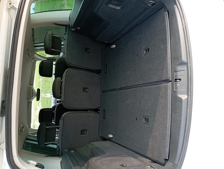 Severina Espuny Monllau TAXIS: SERVICIOS Y PARADAS