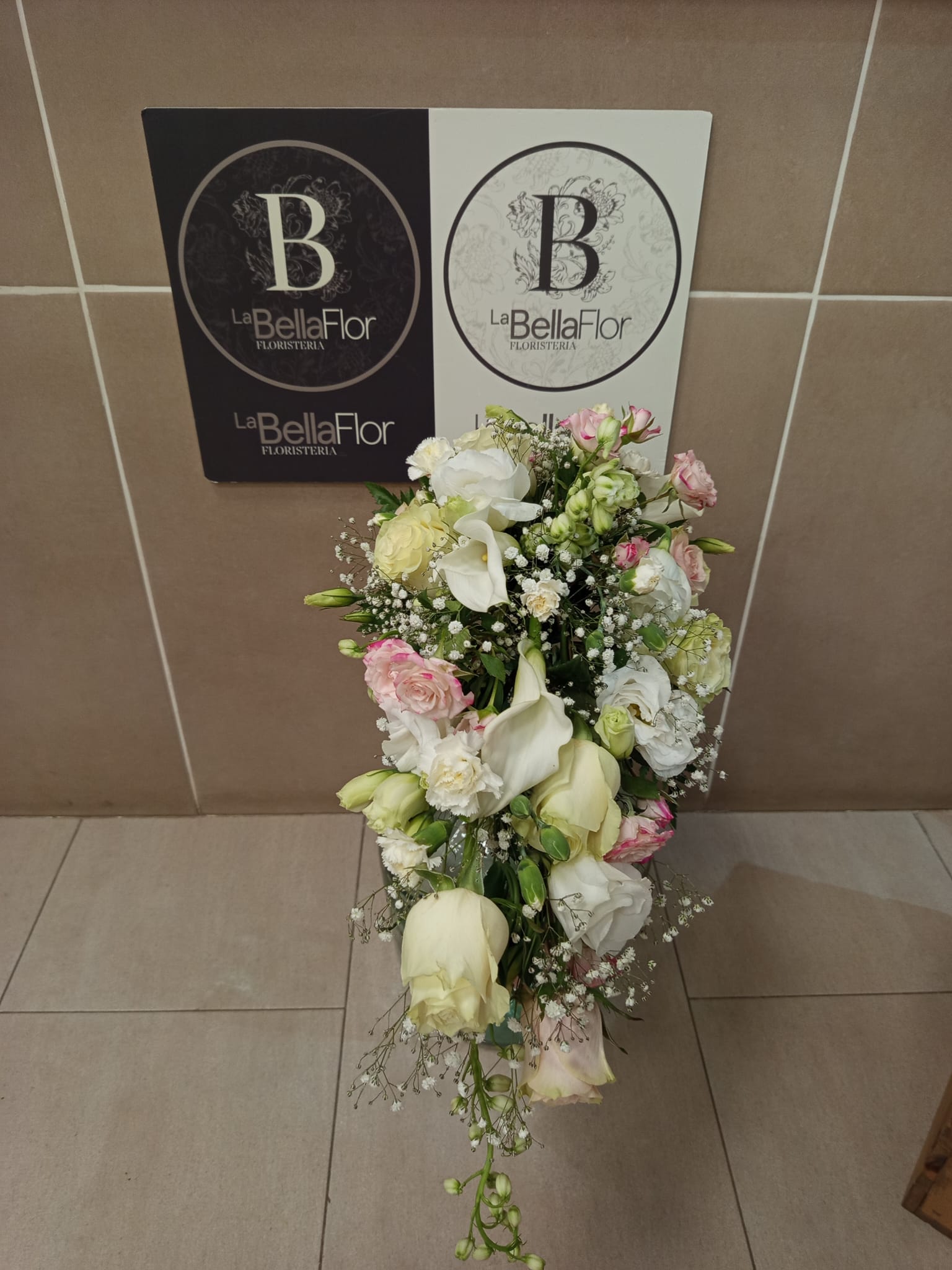 Florister&iacute;a La bella flor 21