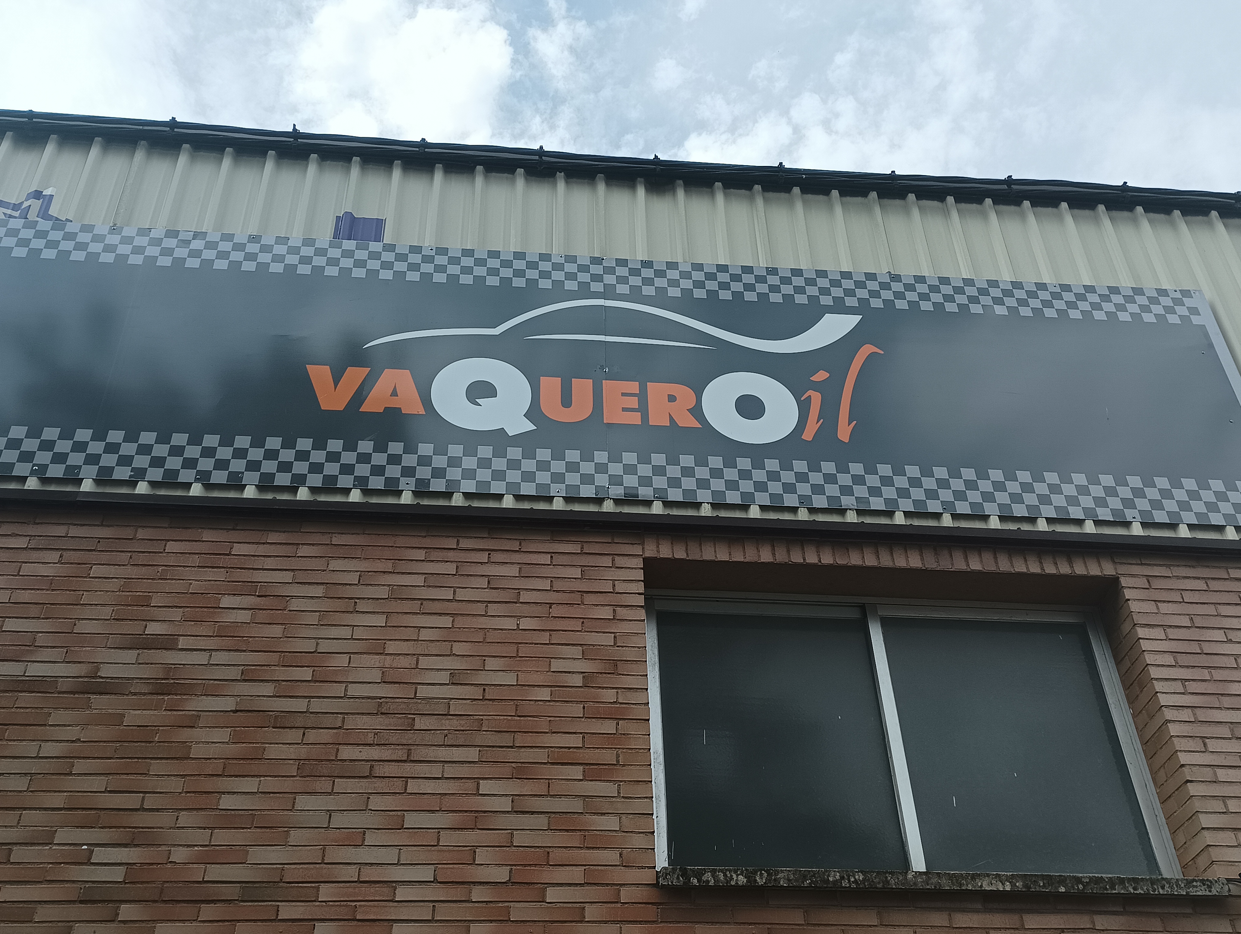 Taller Mecánico Vaqueroil