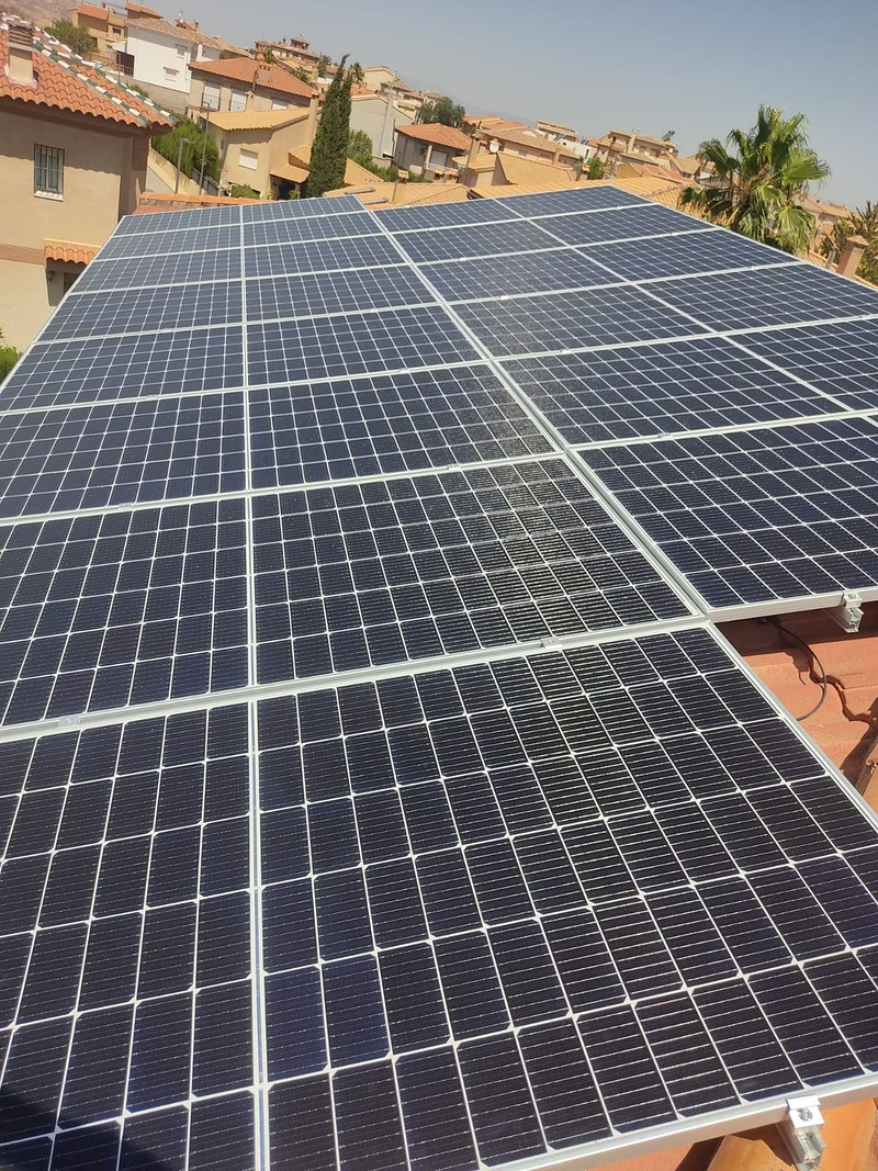 Efectos Solar La Zubia