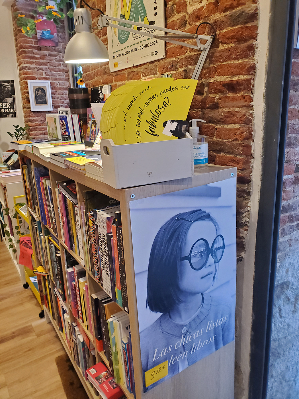 Librer&iacute;a La Fabulosa 5