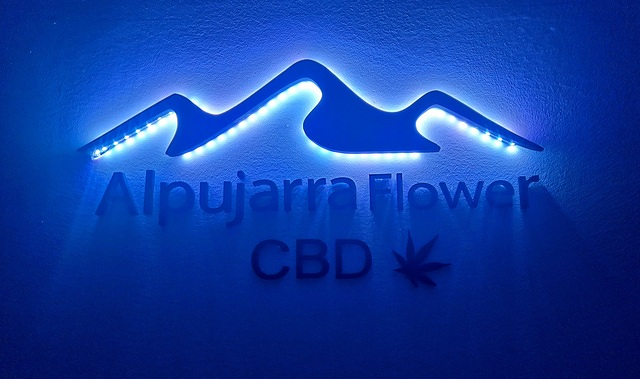 Alpujarra Flower CBD CANNABIS DERIVADOS Y ACCESORIOS (GROWSHOP): ESTABLECIMIENTOS