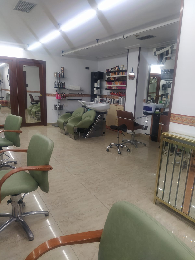 Peluquer&iacute;a Lolas Expertos en Belleza Especialistas en Mechas Rubias Balayage 38