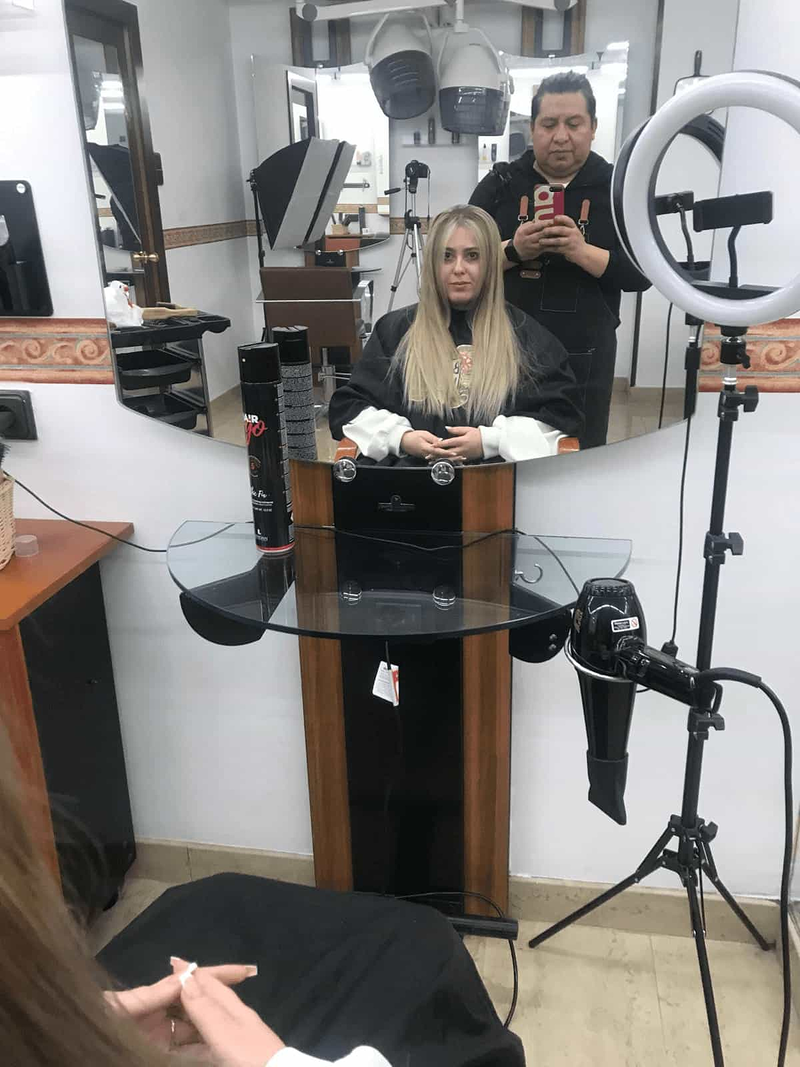 Peluquer&iacute;a Lolas Expertos en Belleza Especialistas en Mechas Rubias Balayage 36