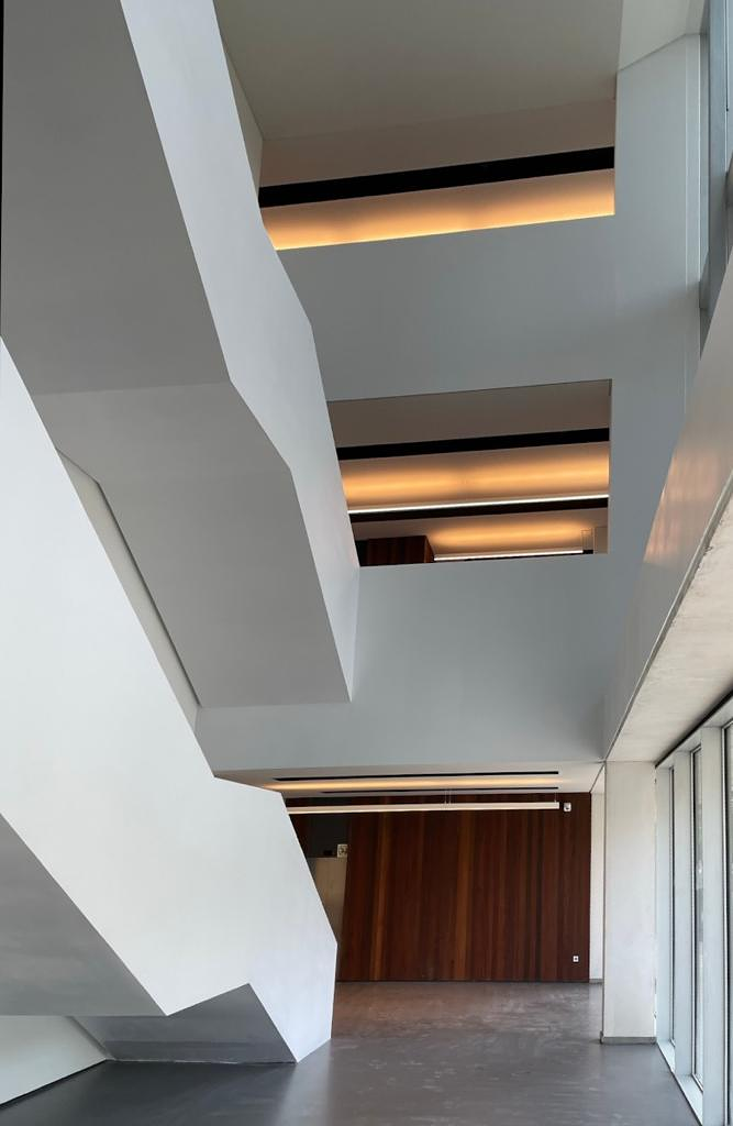 Strata Pavimentos 21