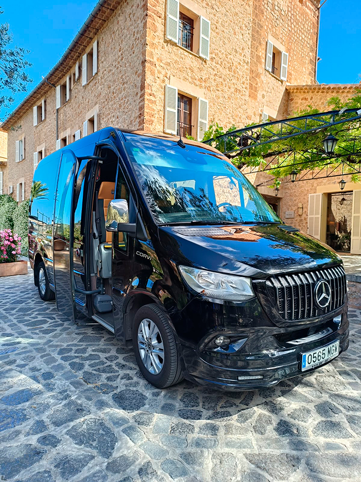 Royal Private Transfer S.L. 4