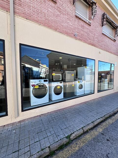 Grand Lev&oacute;n Electrodom&eacute;sticos SL 7