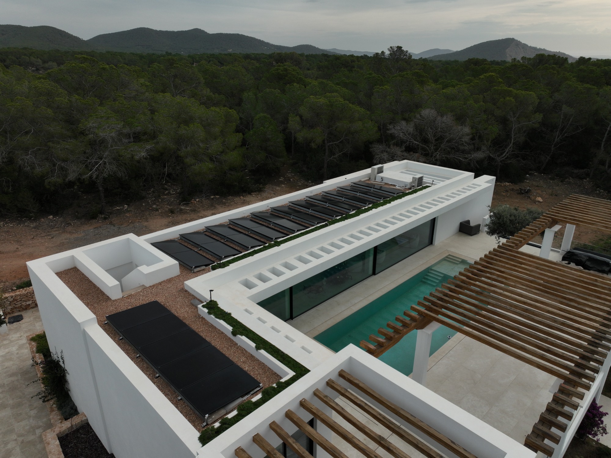 Ibiza SunPower 10