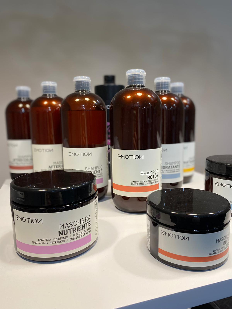 Adrian Salgado Hair Salon PELUQUERIAS UNISEX