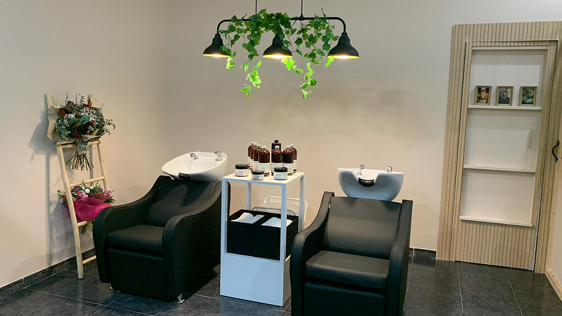 Adrian Salgado Hair Salon 7