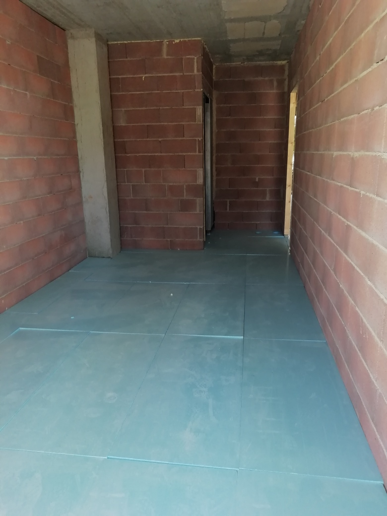 Materiales Y Suministros Aislamax 21