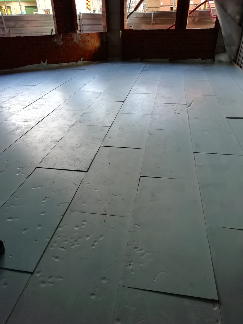 Materiales Y Suministros Aislamax 17