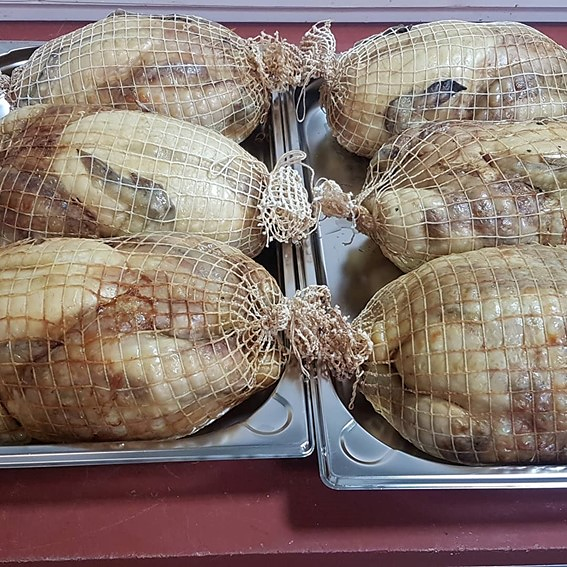 Carnicer&iacute;a Mi Pueblo 19