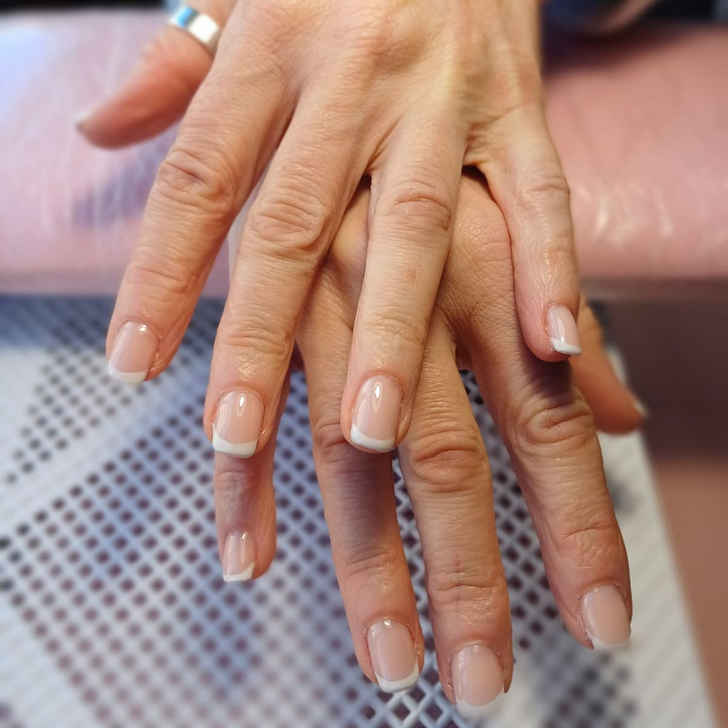 Nailslolisanchez MANICURA