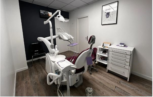 Mayser Centro Odontol&oacute;gico 3