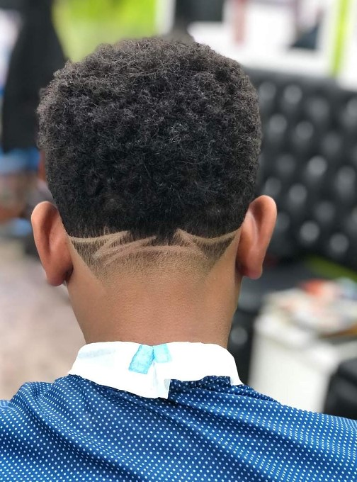 D&acute; Juan Barber Shop 9