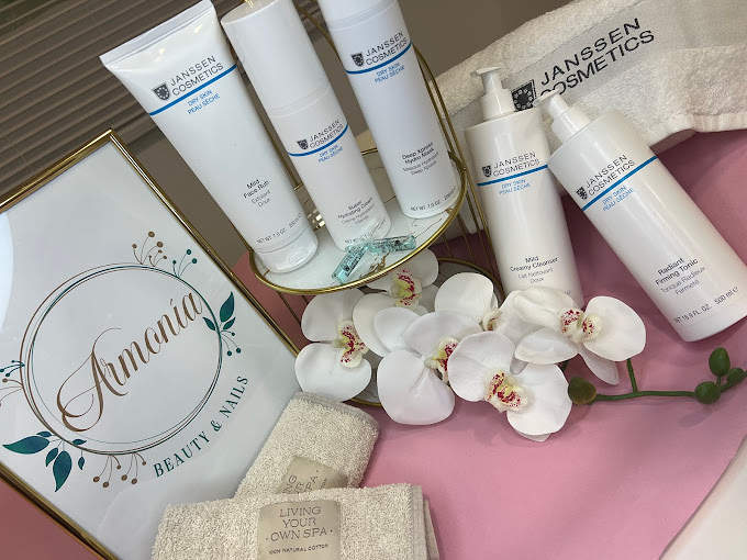 Armon&iacute;a Beauty & Nails CENTROS DE SALUD