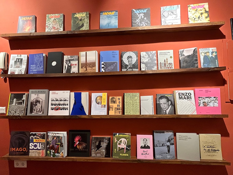 La Hora Azul Librer&iacute;a 10