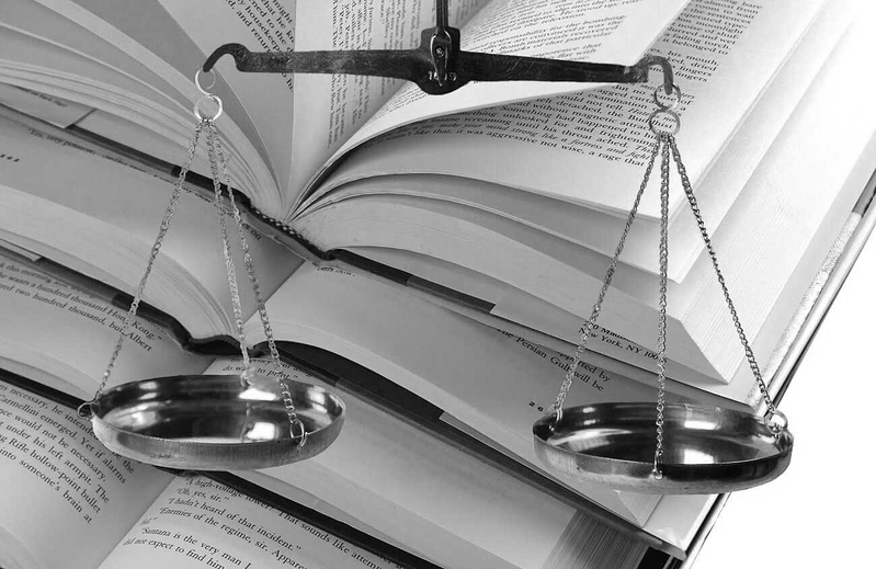 Herrera Asesores Abogados-Economistas 6