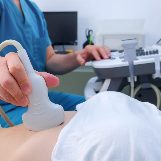 Doctor Cristobal de la Coba - Especialista Digestivo Gijón