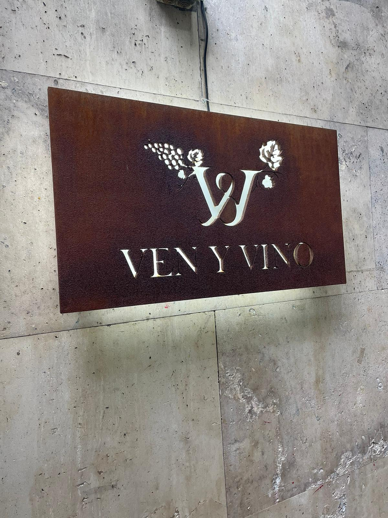 Ven y Vino 7