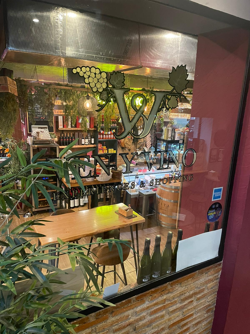 Ven y Vino 8