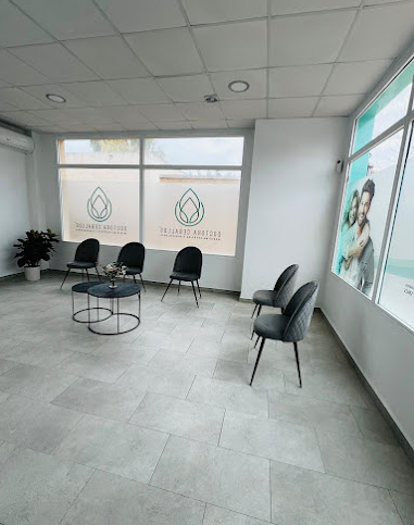 Clínica Doctora Ceballos. Ginecología y Medicina Estética 7