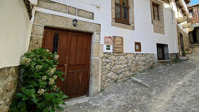 La Antigua Fonda De Candelario 13