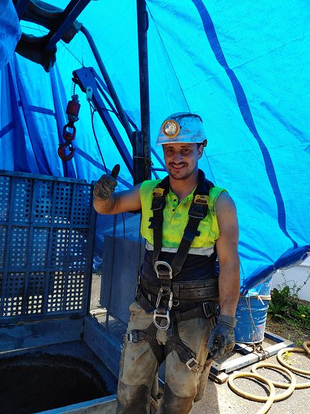 Pozos, Perforaciones y Demoliciones David 12