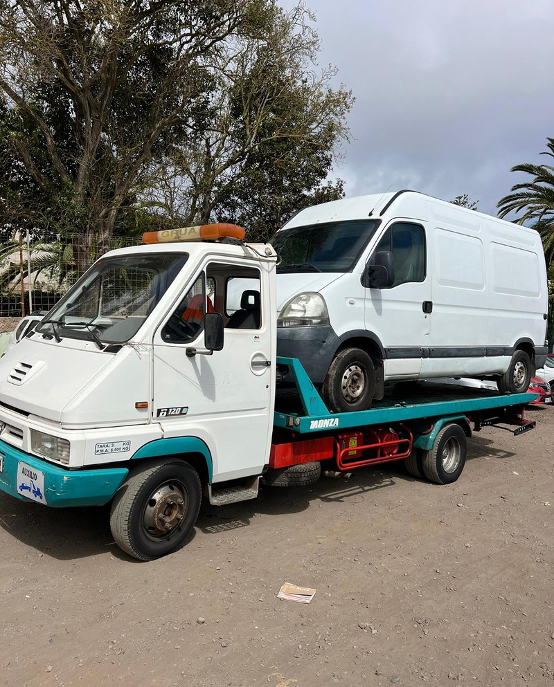 Transportes y Gr&uacute;as Frankga 4