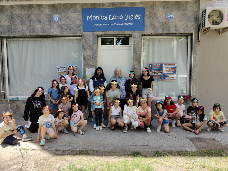 Mónica Lobo Inglés 6