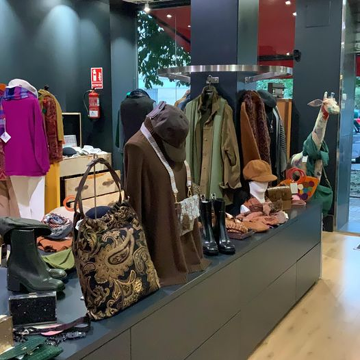 Aurora Viu Moda I Eventos TIENDAS DE ROPA DE SEÑORA Y CABALLERO