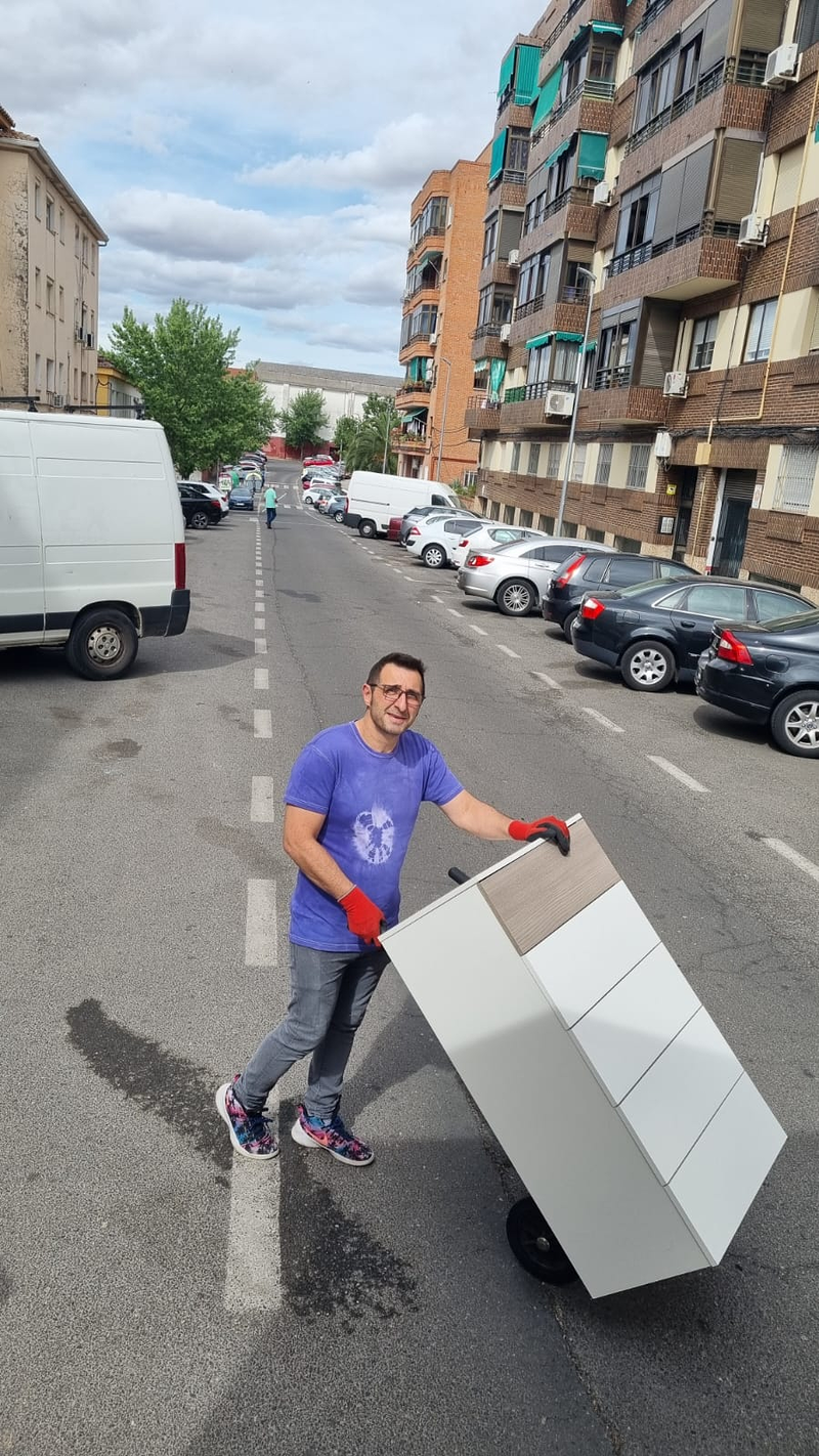 Montaje y Desmontaje de Mobiliario Antonio 5