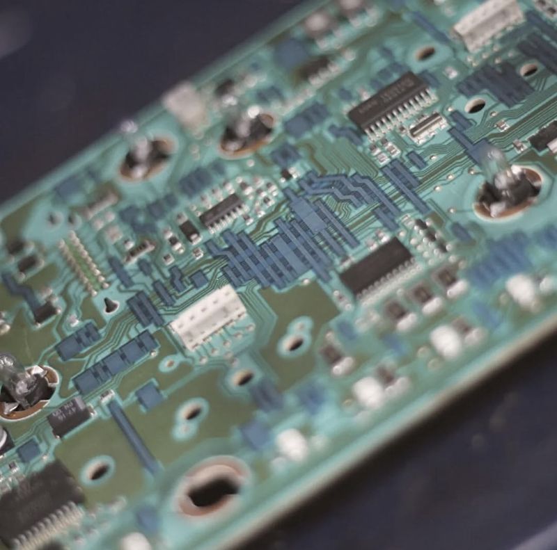 ARABELLA -TALLER / ELECTROMECÁNICA 6