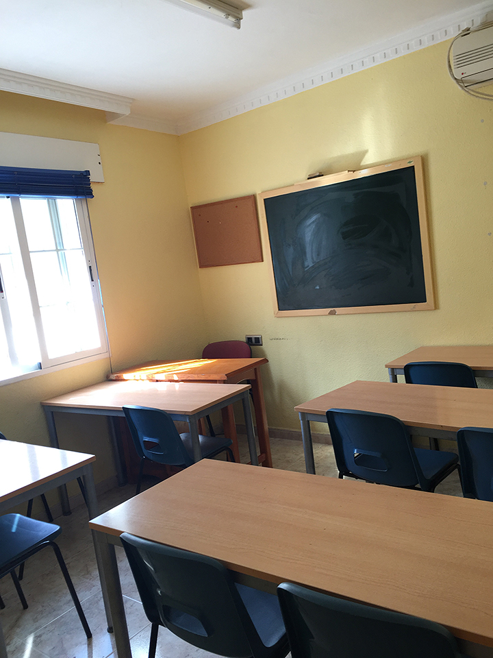 Copper College | Academia de Ingl&eacute;s Algeciras 3