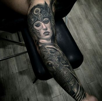 Kaligula Tattoo Studio 9