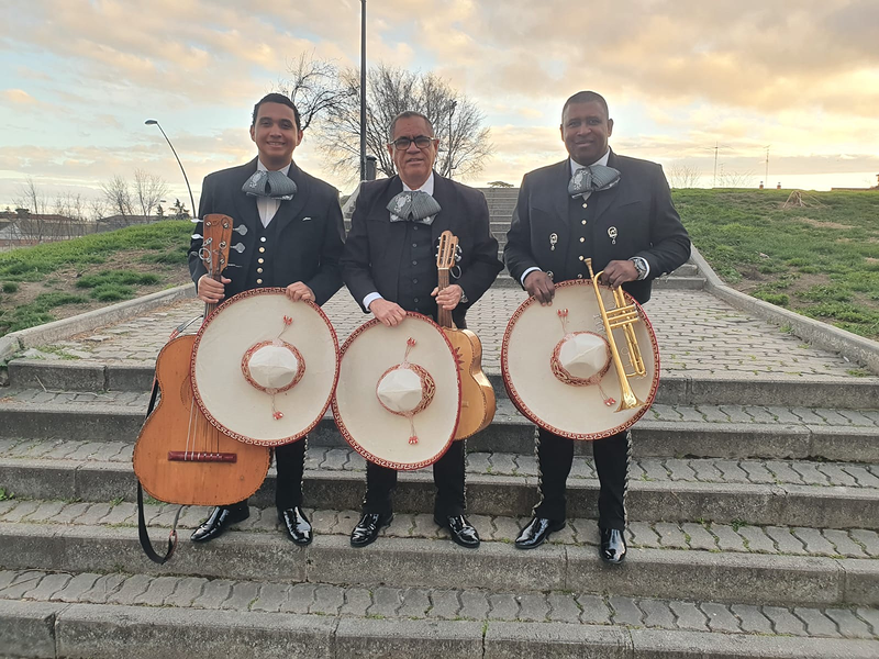 Mariachi Rinc&oacute;n GRUPOS MUSICALES